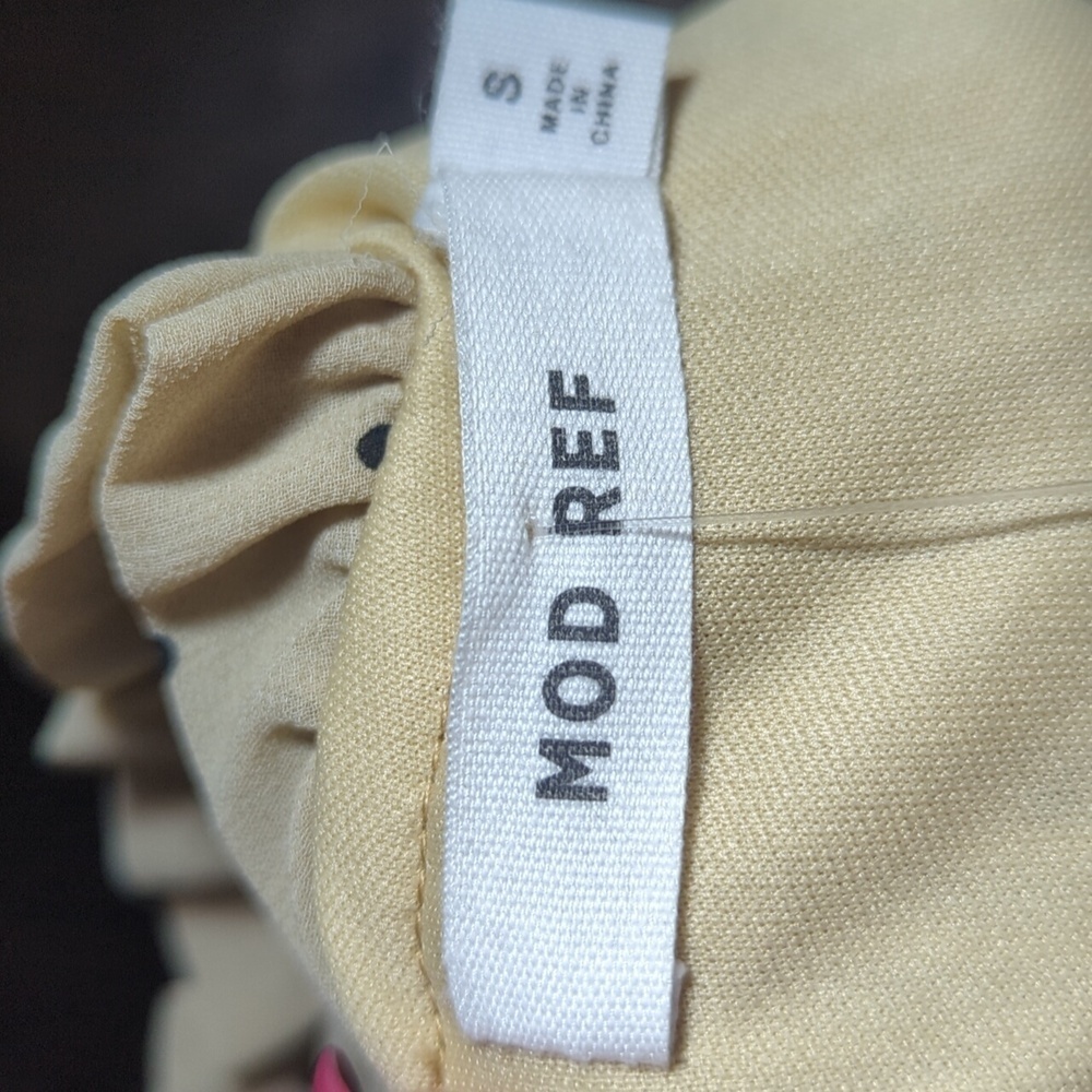 Mod Ref Beige Neutral Neutral Pleated Long Sleeve Chiffon Flowy Dress NWT Sz S - Picture 7 of 10